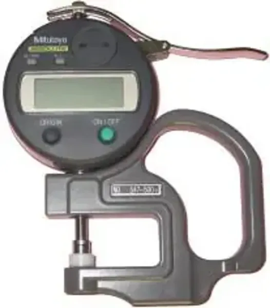 Micrómetro digital #547-500S